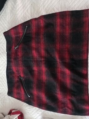 Red Plaid Zipper Mini Skirt - Banana Republic Size 4